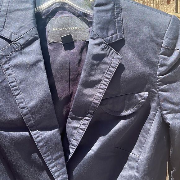 Banana Republic Navy Blazer size 6 - Picture 4 of 6